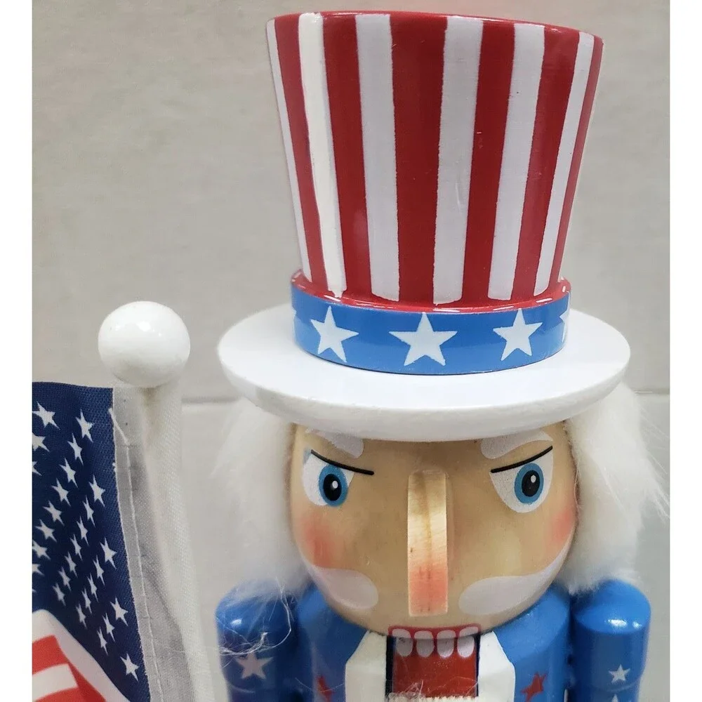 Wooden Nutcracker, 14
